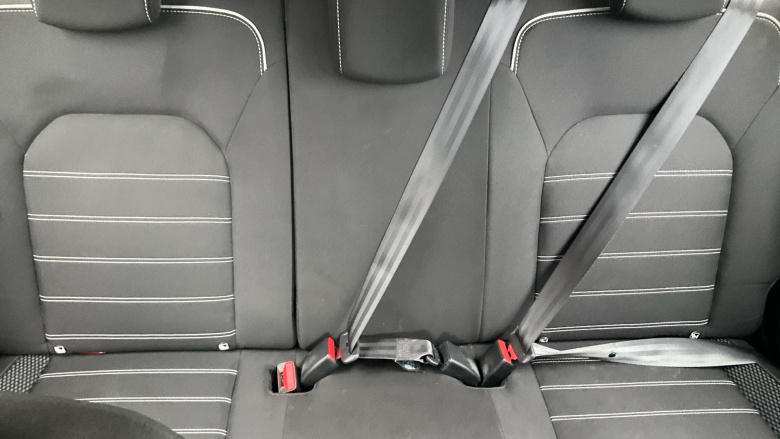 Dacia Duster 1.0 TCe 100 Prestige 5dr Bi Fuel Estate